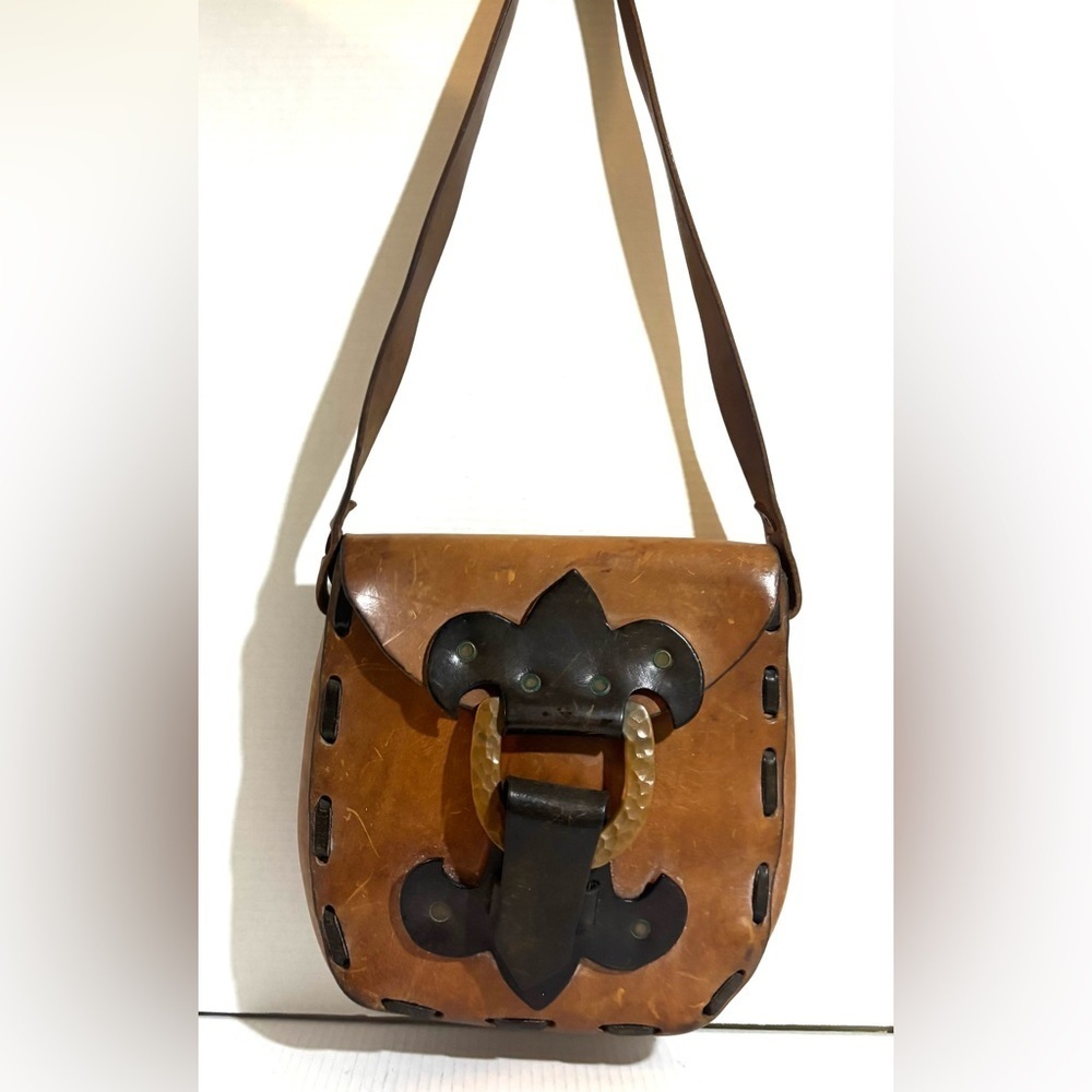 Vintage Brown Leather Shoulder Bag with Black Accents